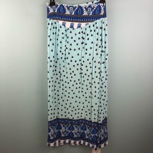 NWOT beautiful high waisted maxi skirt